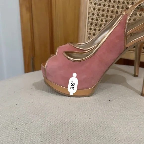 GUESS Pink and Gold Peep-Toe Heels - Picture 8 of 8
